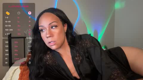 Snapshot of the_dahli_mama chatting on 10-10-25, 02:43 the_dahli_mama online show from 10-10-25, 02:43