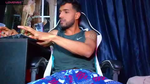 the dog lian online show from 04-18-26, 07:07