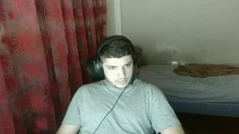 Snapshot of the_fetish_g chatting on 10-05-25, 05:00 Professional Kinkster online show from 10-05-25, 05:00