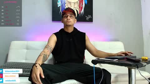 SCOTT  THEO  KAMERON  GENDERSON online show from 01-12-25, 12:28