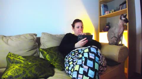 Snapshot of the_imperfect_one chatting on 03-17-26, 04:54 G. Spoil me with a Lovense gift from here online show from 03-17-26, 04:54