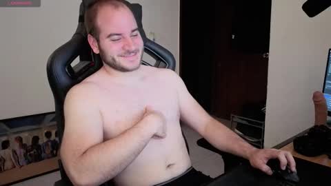 Snapshot of the_king74 chatting on 10-20-25, 01:39 the_king74 online show from 10-20-25, 01:39