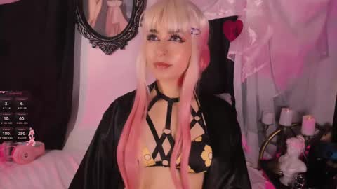 ...  ... online show from 02-20-25, 10:16