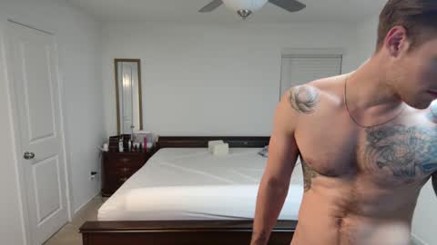 Lucas King online show from 09-27-25, 01:10