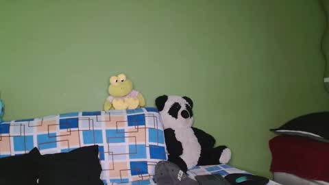 Snapshot of the_muderer chatting on 11-04-25, 12:37 murderer online show from 11-04-25, 12:37