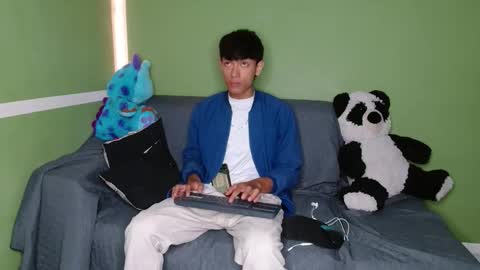 Snapshot of the_muderer chatting on 11-08-25, 01:22 murderer online show from 11-08-25, 01:22