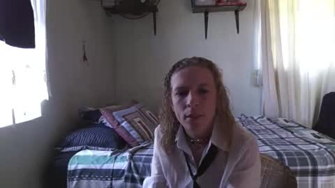 Sinn Fairy  Levi Sinn online show from 10-22-25, 08:36