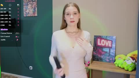 Vicky online show from 05-01-26, 03:49