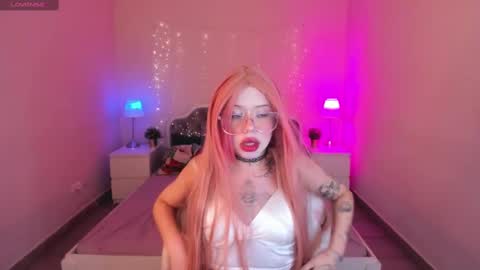Snapshot of theangelykitty chatting on 01-28-25, 01:29 theangelykitty online show from 01-28-25, 01:29