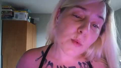 theauroramae -  online show from 07-04-26, 01:45