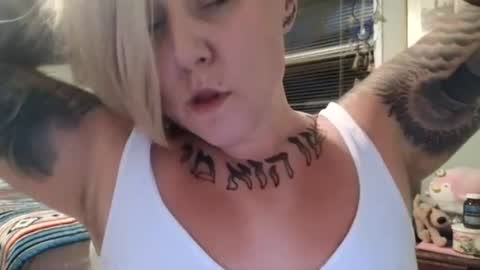 theauroramae -  online show from 08-03-26, 04:22