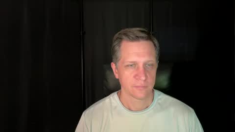 Snapshot of thebatandthecat10 chatting on 07-03-26, 12:55 ISABELLA or MATT online show from 07-03-26, 12:55