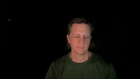 Snapshot of thebatandthecat10 chatting on 07-11-26, 04:32 ISABELLA or MATT online show from 07-11-26, 04:32