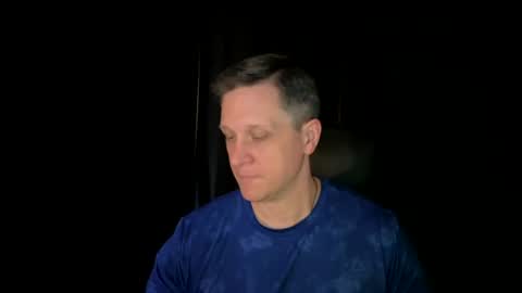 Snapshot of thebatandthecat10 chatting on 07-22-26, 04:32 ISABELLA or MATT online show from 07-22-26, 04:32