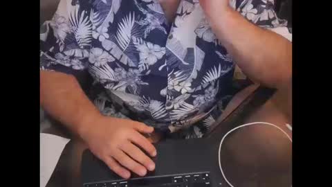 The Bear King online show from 10-12-25, 11:59