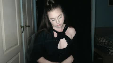 raissa online show from 07-19-26, 06:44
