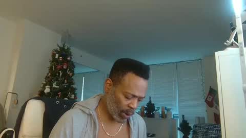 Snapshot of theblacklordmaster chatting on 12-03-24, 01:21 theblacklordmaster online show from 12-03-24, 01:21