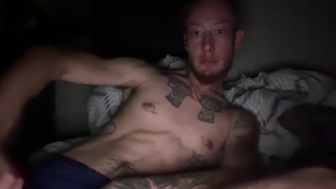 Snapshot of theboz1403 chatting on 10-25-25, 12:13 theboz1403 online show from 10-25-25, 12:13