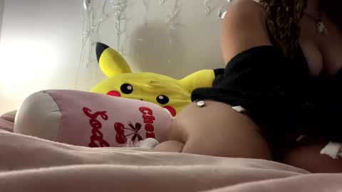 Snapshot of thebratttxox chatting on 02-03-26, 02:53 thebratttxox online show from 02-03-26, 02:53