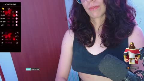 Paulette online show from 12-27-24, 01:43