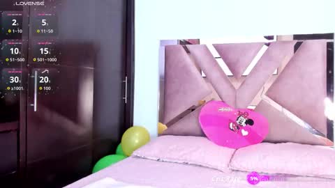 TheChicaNextDoor  online show from 03-21-26, 10:13