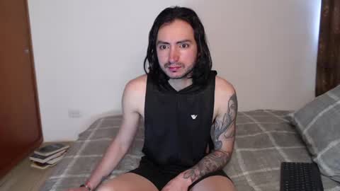 Snapshot of thecrazyadam chatting on 07-01-26, 12:29 Miguel online show from 07-01-26, 12:29