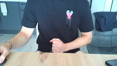 thecuteguy144949 online show from 07-09-26, 09:24