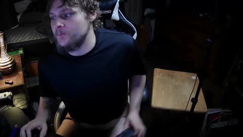 Snapshot of thedemonlord93 chatting on 11-17-25, 01:17 thedemonlord93 online show from 11-17-25, 01:17