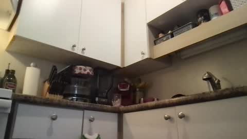 Snapshot of thedevinemilf chatting on 10-25-25, 04:57 Masked Milf Christina online show from 10-25-25, 04:57