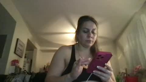 Snapshot of thedevinemilf chatting on 06-12-26, 01:59 Masked Milf Christina online show from 06-12-26, 01:59