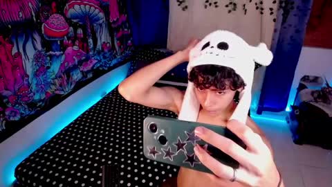 ethan online show from 04-07-26, 05:19