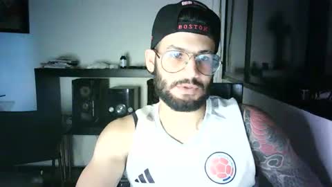 Snapshot of thedragonboyxxx chatting on 07-02-26, 03:23 thedragonboyxxx online show from 07-02-26, 03:23