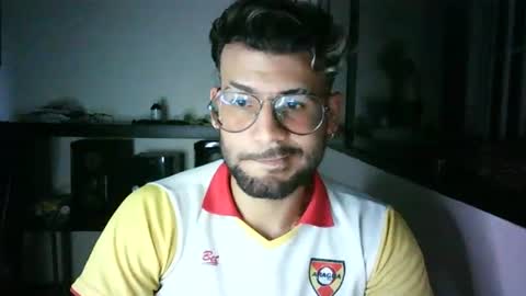 Snapshot of thedragonboyxxx chatting on 07-06-26, 04:31 thedragonboyxxx online show from 07-06-26, 04:31