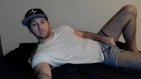 Snapshot of theetwohander chatting on 01-14-25, 10:38 Theetwohander online show from 01-14-25, 10:38