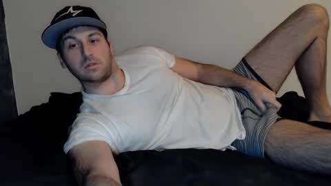Snapshot of theetwohander chatting on 01-25-25, 02:47 Theetwohander online show from 01-25-25, 02:47