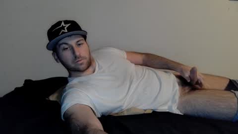 Snapshot of theetwohander chatting on 02-04-25, 12:11 Theetwohander online show from 02-04-25, 12:11