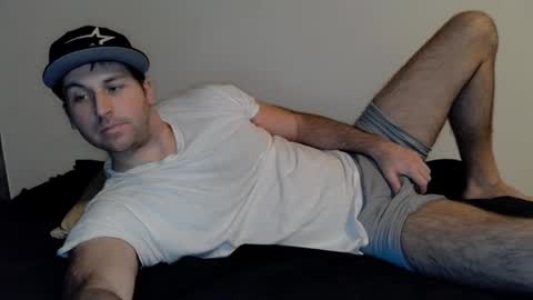 Snapshot of theetwohander chatting on 02-07-25, 03:23 Theetwohander online show from 02-07-25, 03:23