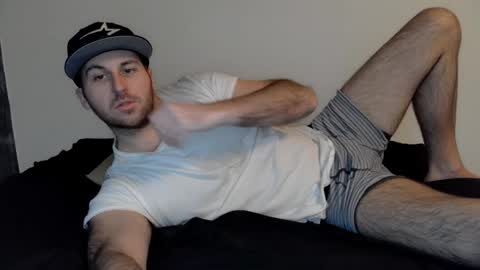 Snapshot of theetwohander chatting on 02-13-25, 10:11 Theetwohander online show from 02-13-25, 10:11