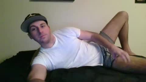 Snapshot of theetwohander chatting on 02-16-25, 03:15 Theetwohander online show from 02-16-25, 03:15