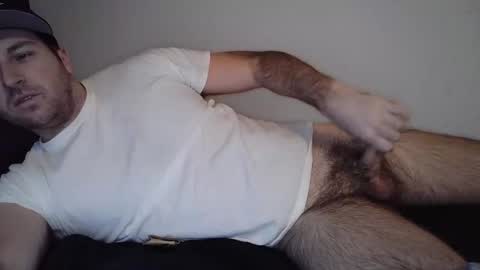 Snapshot of theetwohander chatting on 02-19-25, 05:16 Theetwohander online show from 02-19-25, 05:16