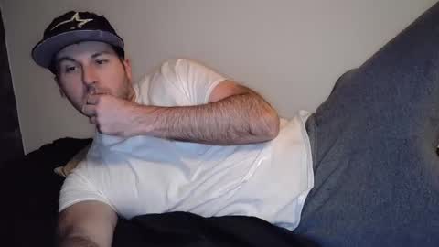 Snapshot of theetwohander chatting on 02-20-25, 03:23 Theetwohander online show from 02-20-25, 03:23