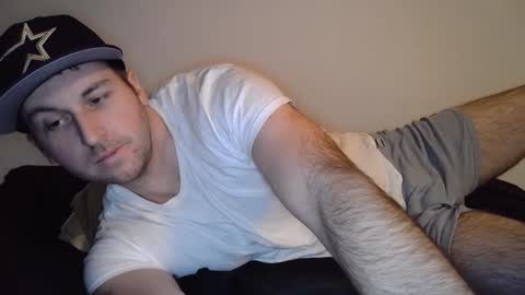 Snapshot of theetwohander chatting on 02-25-25, 01:52 Theetwohander online show from 02-25-25, 01:52