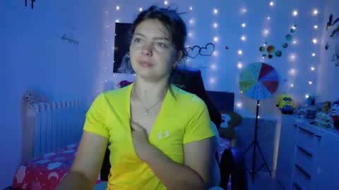 TheFarmergirl online show from 09-25-25, 03:32