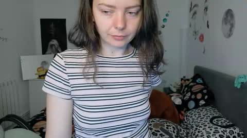 TheFarmergirl online show from 03-27-26, 05:46