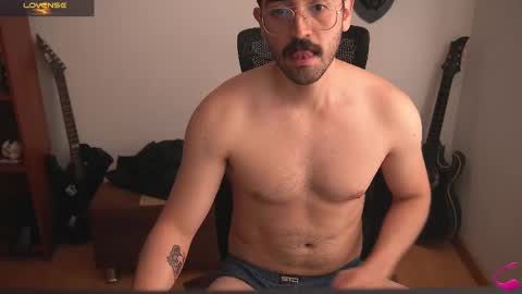 Snapshot of thefckingwolf chatting on 09-15-25, 05:57 Wolf Independent model online show from 09-15-25, 05:57