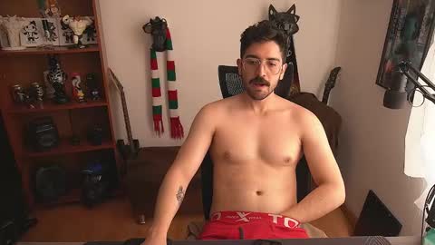 Snapshot of thefckingwolf chatting on 12-16-25, 05:07 Wolf Independent model online show from 12-16-25, 05:07