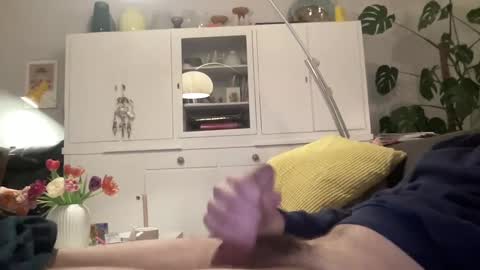 Snapshot of thegermanguy81 chatting on 03-04-25, 10:27 thegermanguy81 online show from 03-04-25, 10:27