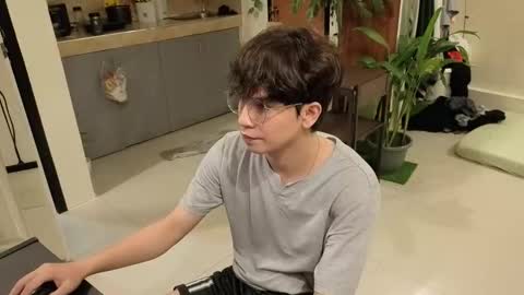 Snapshot of thegreenmagus chatting on 12-05-25, 03:09 Green online show from 12-05-25, 03:09