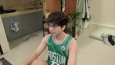 Snapshot of thegreenmagus chatting on 12-13-25, 08:04 Green online show from 12-13-25, 08:04