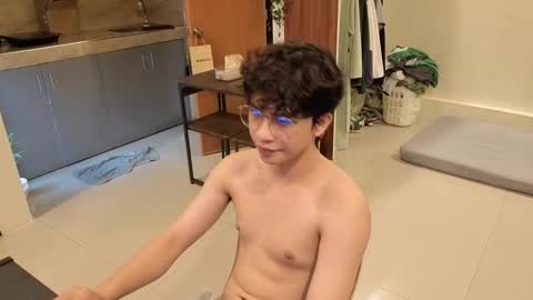 Snapshot of thegreenmagus chatting on 12-16-25, 02:49 Green online show from 12-16-25, 02:49